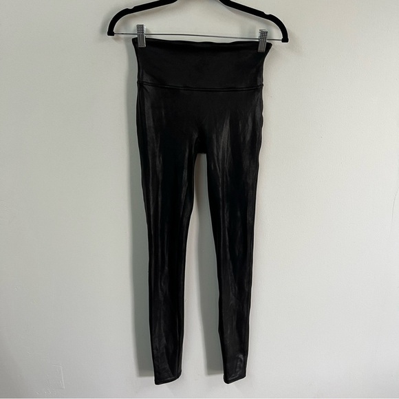 Spanx Faux Leather Leggings - Picture 5 of 13